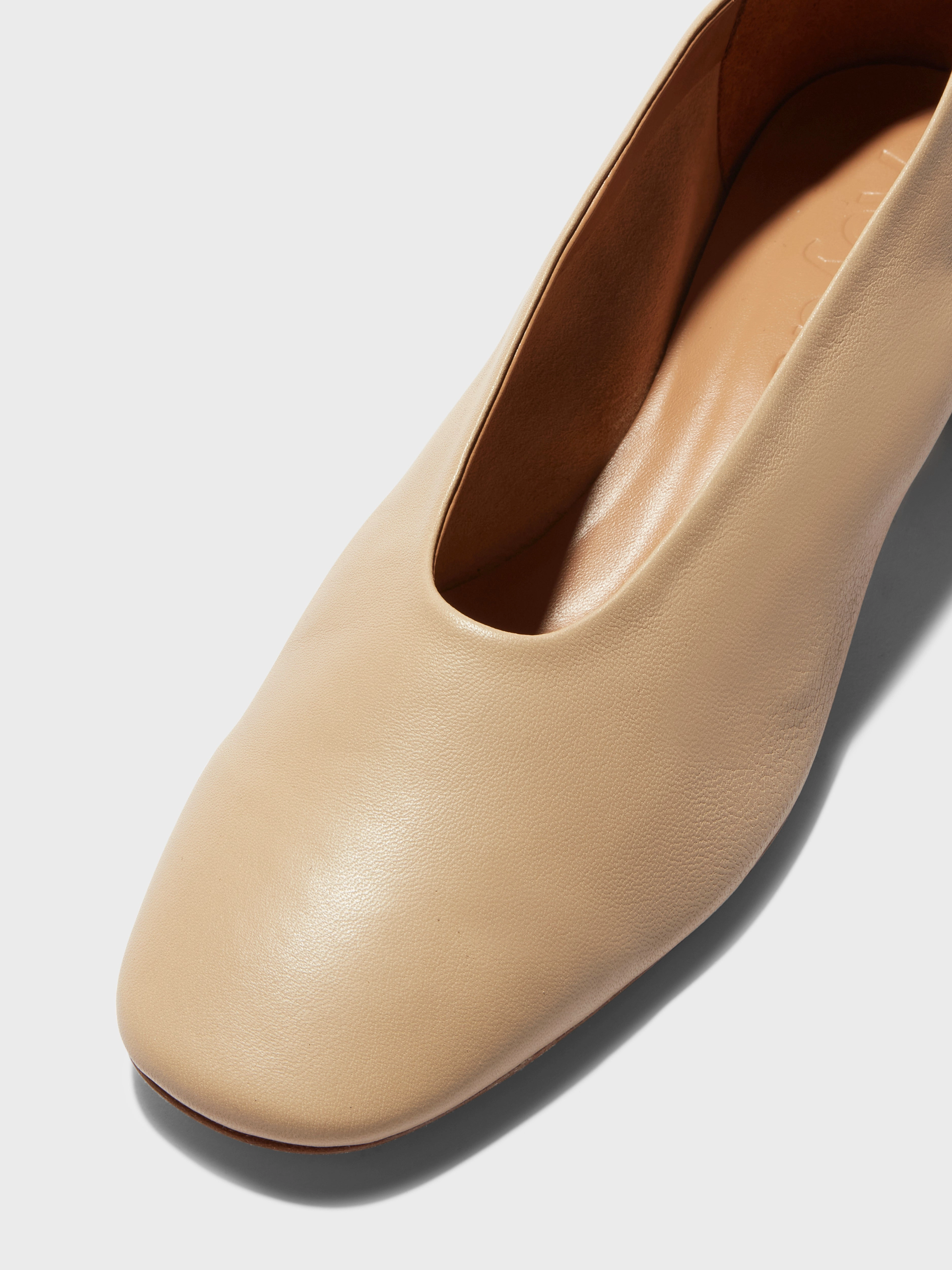Timeless Appeal Delia Low-Heeled Ballet Pumps