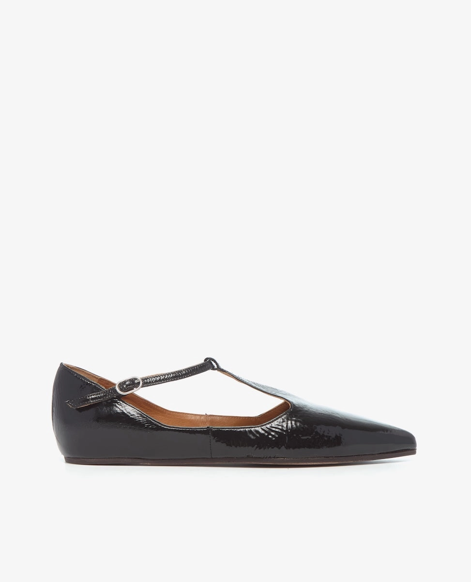 Travel Essential Devant Flat