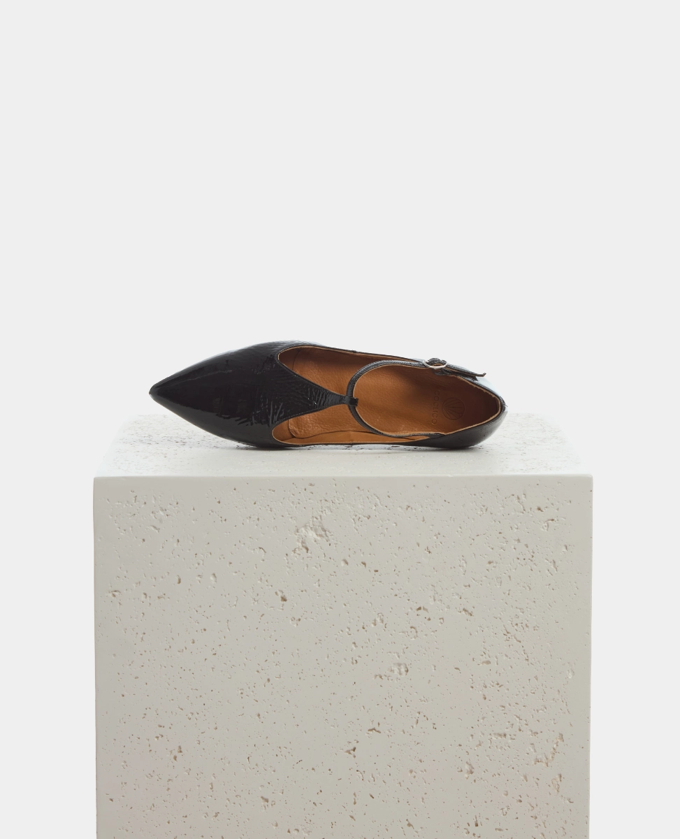 Travel Essential Devant Flat