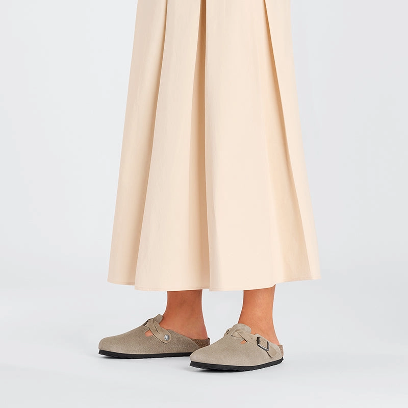 Travel Motion Women's Boston Braid Narrow Taupe Suede