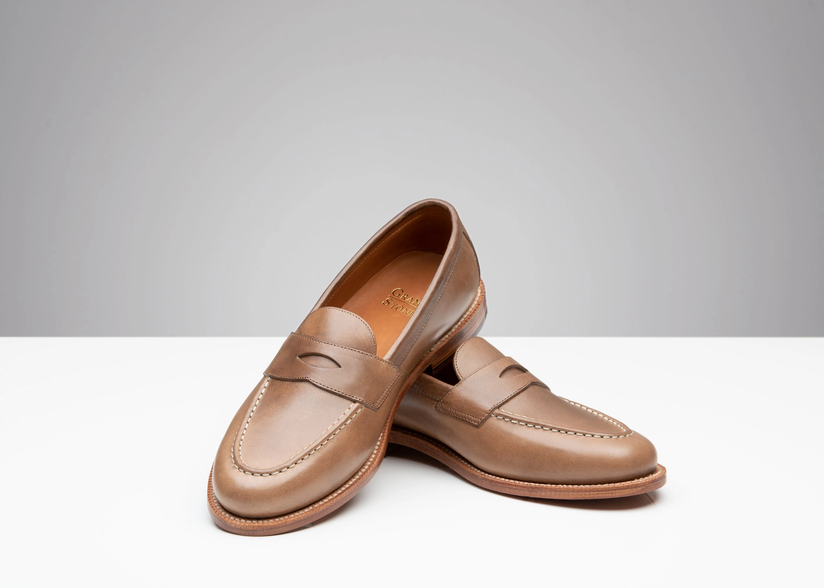 Traveler Penny Dune Chromexcel Trendy Look
