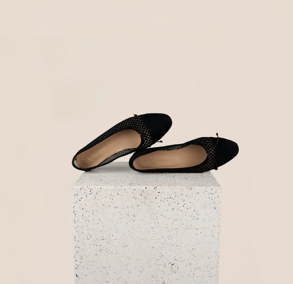 Happy Walk Footwear City Ready Shoes Como - Perforated Black Suede (cap toe)