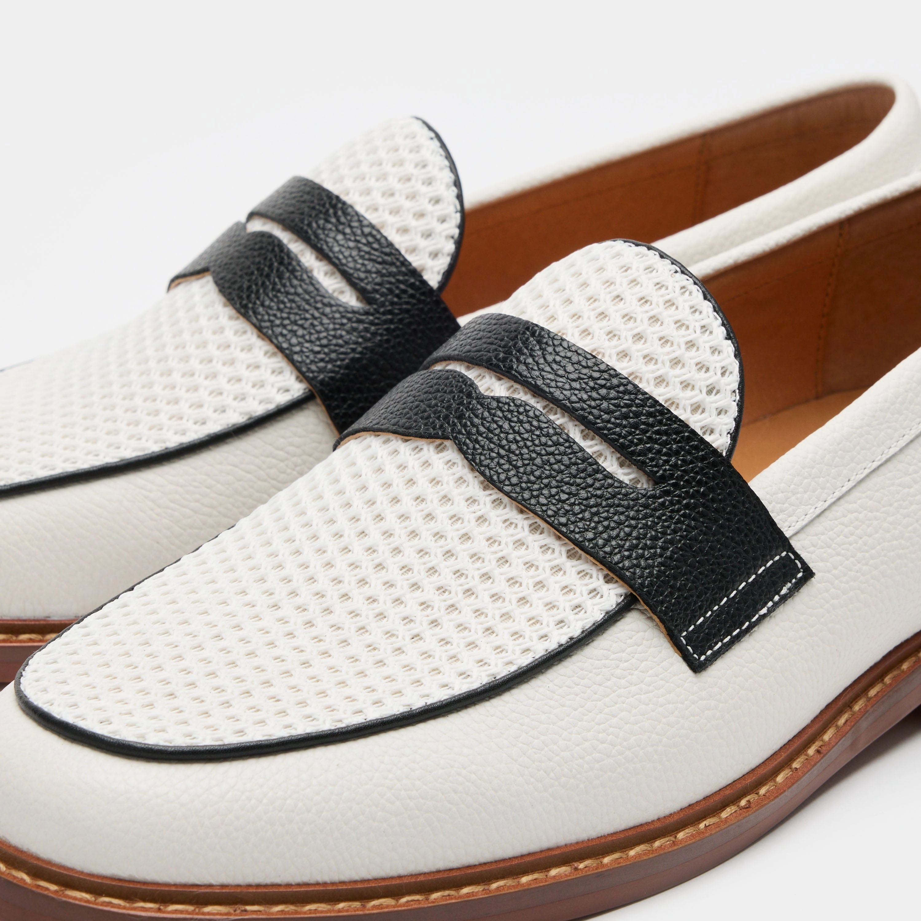 Trendy Design Calum White Leather Penny Loafers