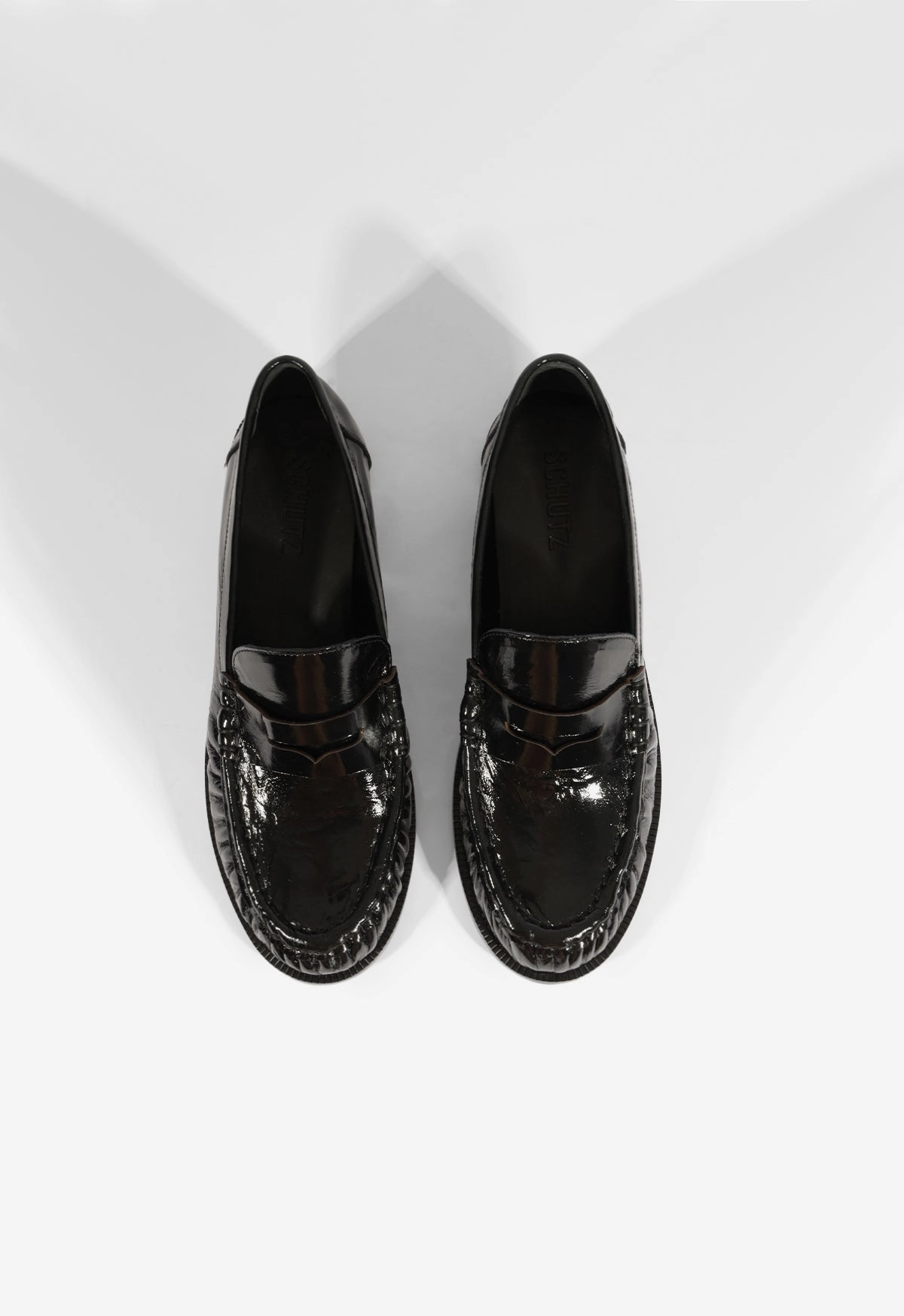 Tyche Patent Flat Sleek Finish