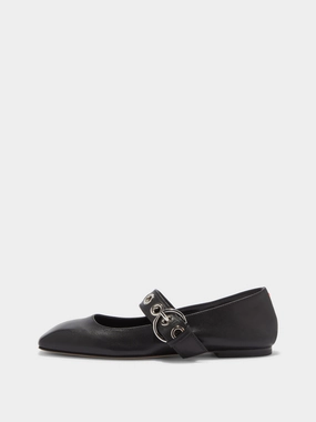 Uma Eyelet Leather Mary-Janes Flats Trendy Look Fashionable Functional Shoes