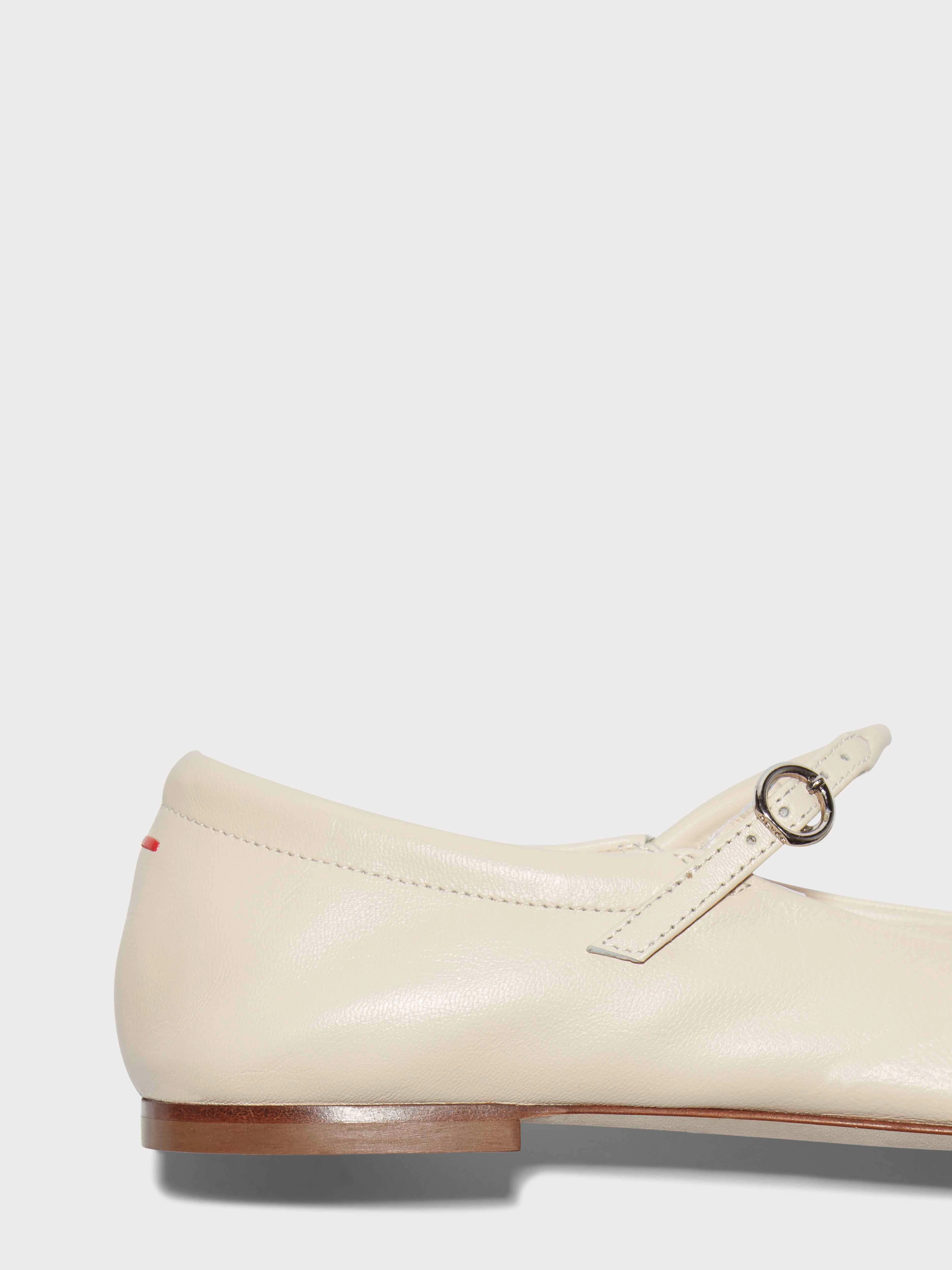 Uma Mary-Jane Flats Casual Style