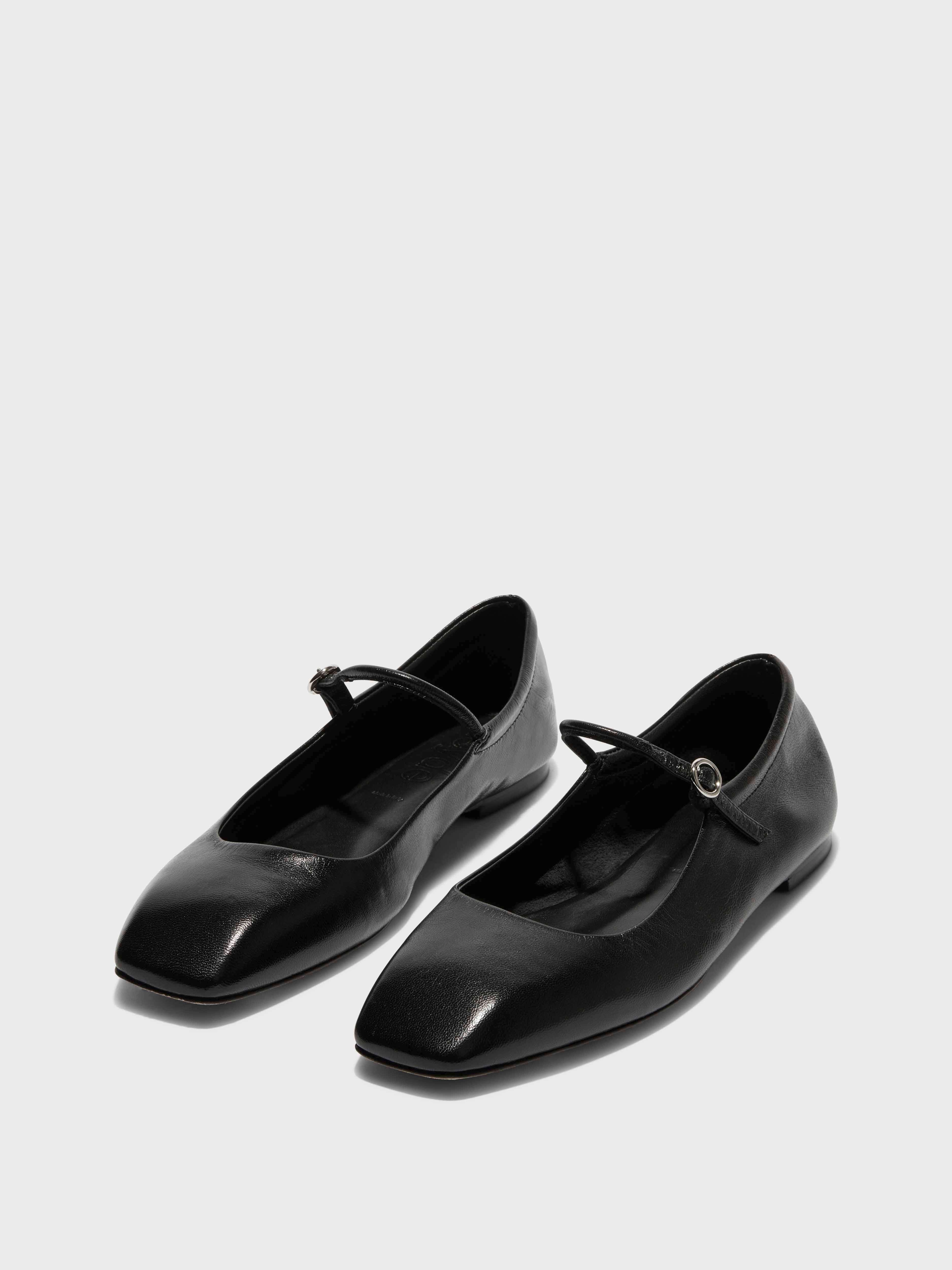 Uma Mary-Jane Flats Timeless Walk