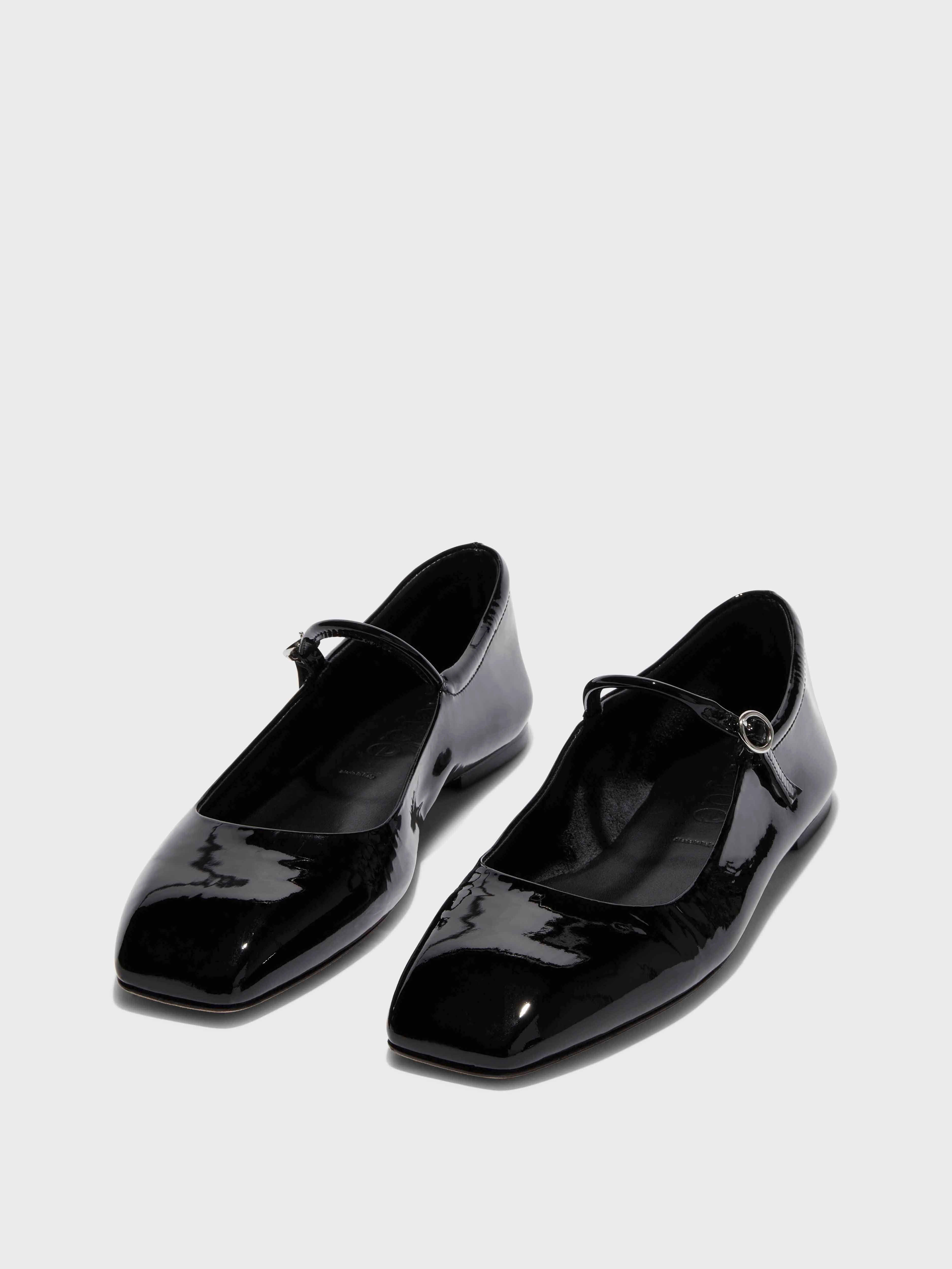 Uma Mary-Jane Flats Trend Walk