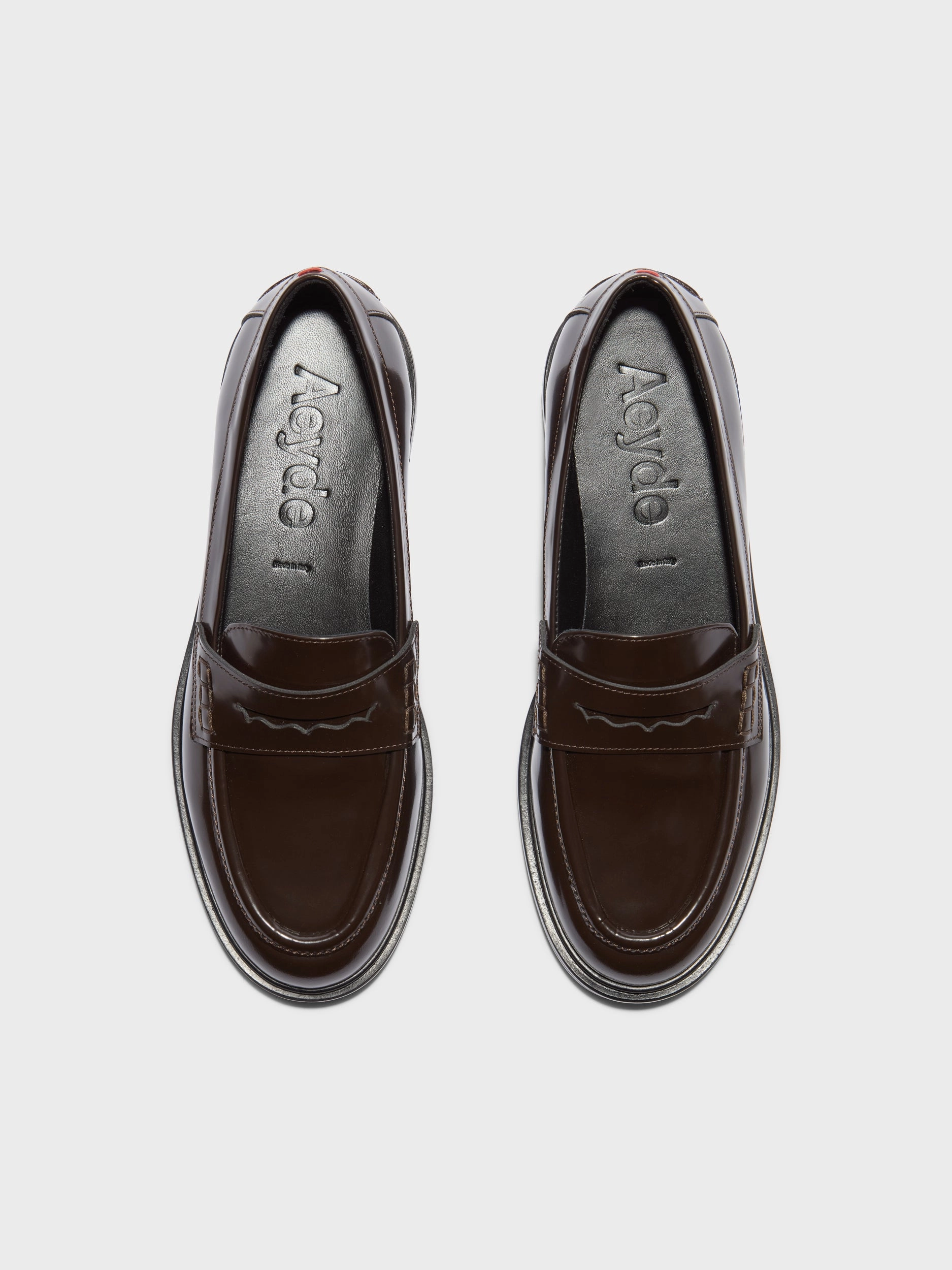 Versatile Function Leon Loafers