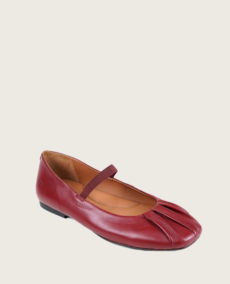 Versatile Wear GENTLE SOULS - Walden Leather Pleated Toe Mary Jane Flat