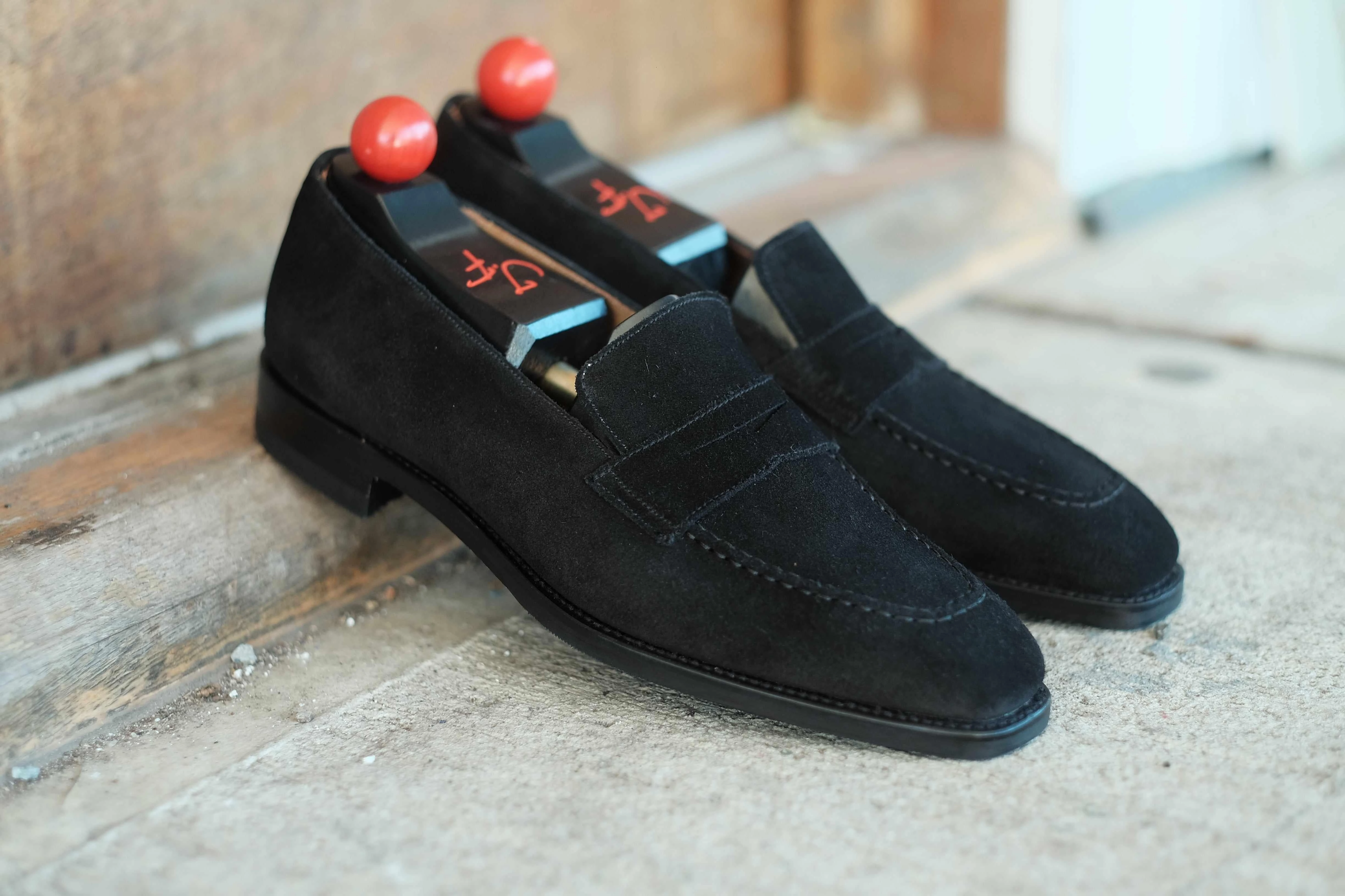 Washington - Black Suede City Slicker
