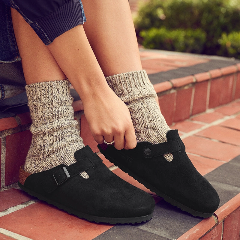 Women's Boston Soft Footbed Black Suede Ultimate Performance