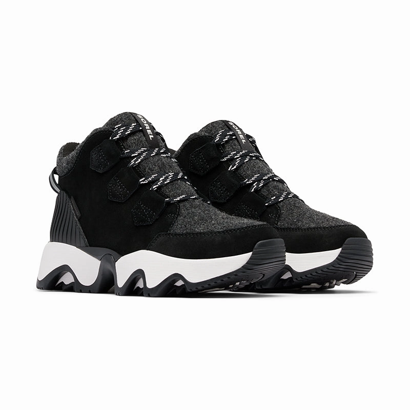 Women's Kinetic Impact Caribou Plus Waterproof Black/Sea Salt Flexible soleplate