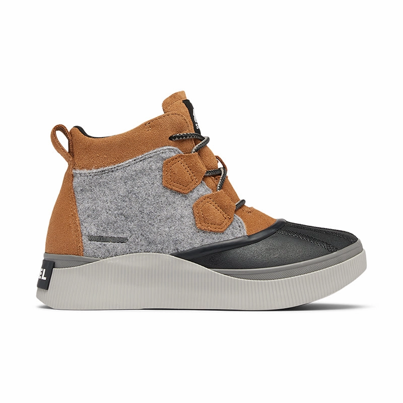 Women's Out N About IV Classic Waterproof Taffy/Dove Quick Walk Step-On Comfort Layer