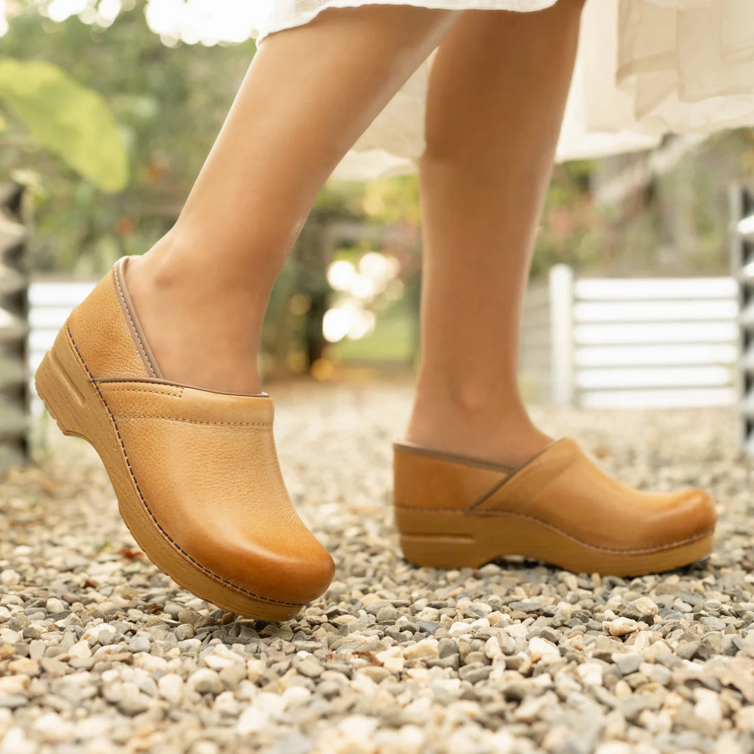 WOMEN'S PROFESSIONAL Comfortable Slip-On