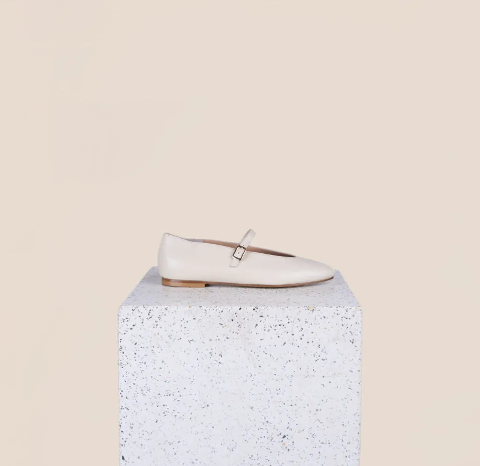 Workhorse Shoe Bari - Ivory